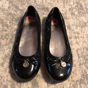 Adorable Michael Kors logo girls shoes